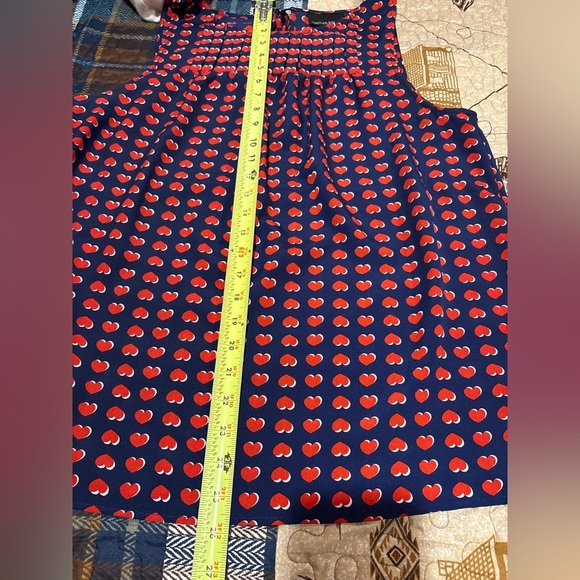 Cynthia Rowley Navy Blue Red Hearts with white shadowed hearts Tank Top Blouse. - Picture 10 of 10